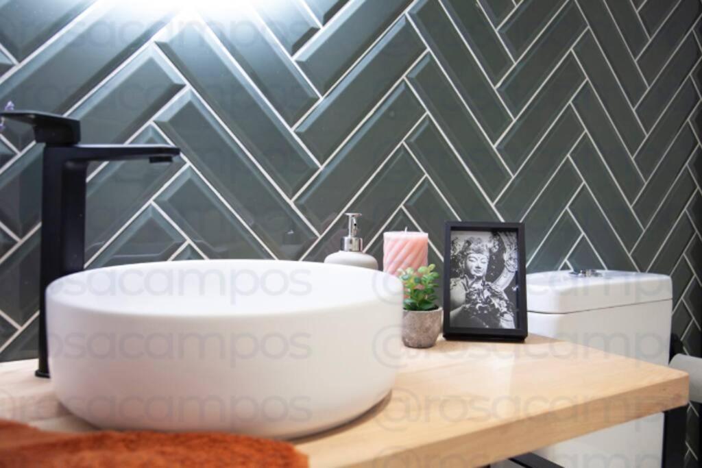 Al5 Seaside Bliss-Stylish Loft Steps From Malvarrosa Valence Extérieur photo